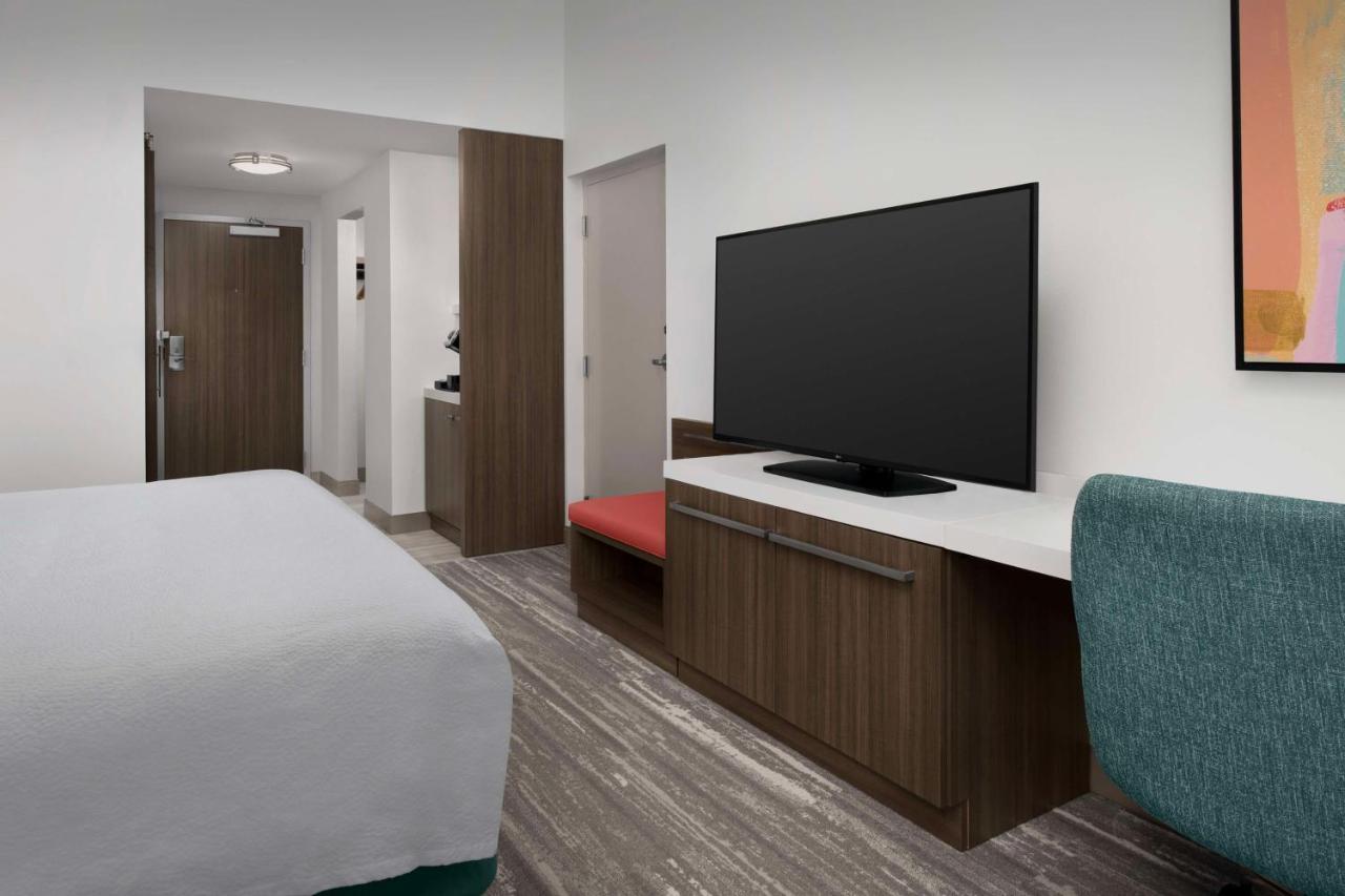 Hilton Garden Inn Pensacola Downtown Екстер'єр фото