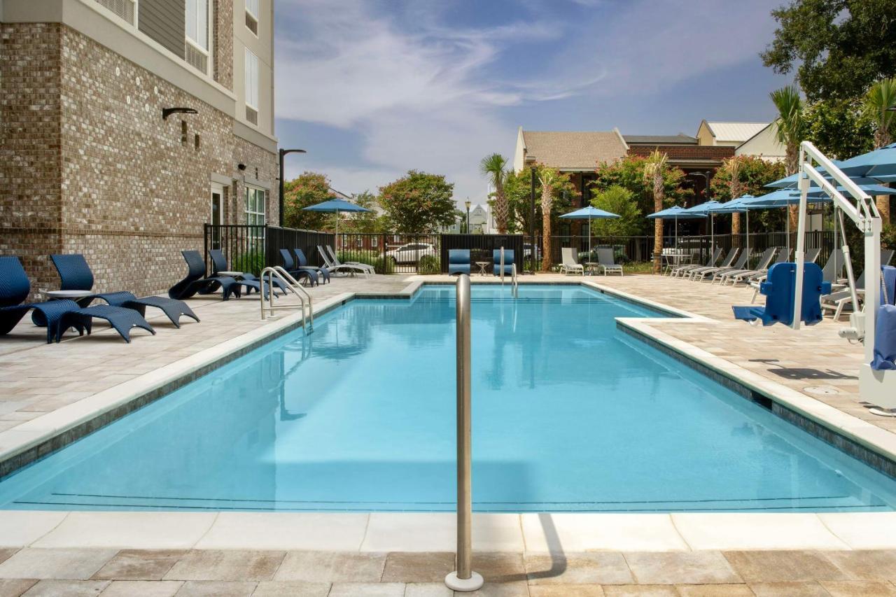 Hilton Garden Inn Pensacola Downtown Екстер'єр фото