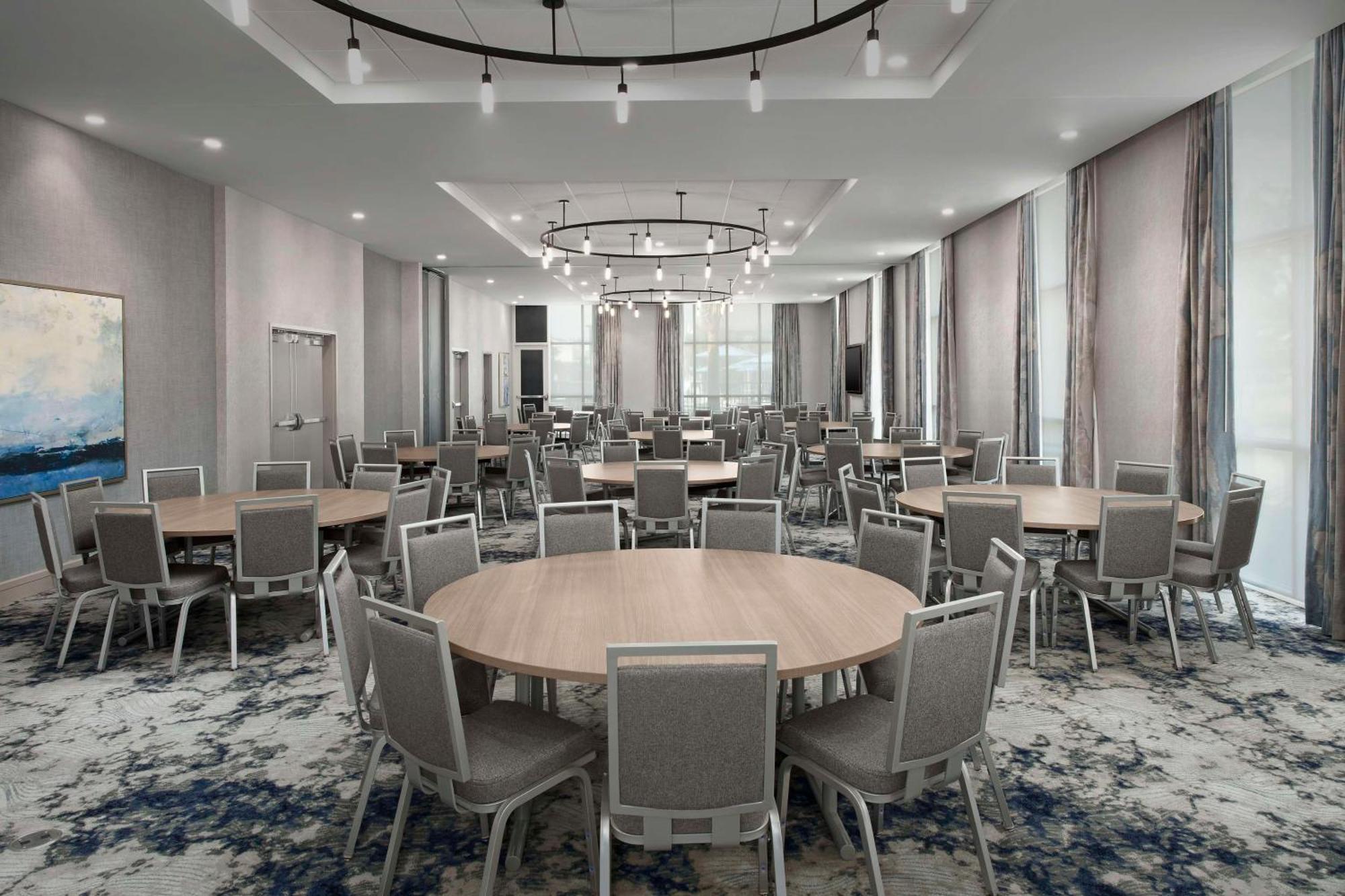 Hilton Garden Inn Pensacola Downtown Екстер'єр фото